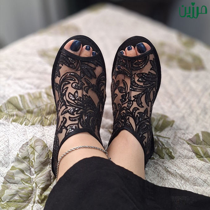 پاپوش زنانه ساقدار طرح شاخه‌ای